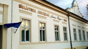 NOI ACHIZIȚII DE CARTE LA BIBLIOTECA „LUCIAN BLAGA”