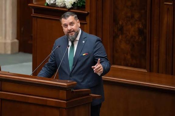 DIALOG CU SENATORUL ȘTEFAN GEAMĂNU